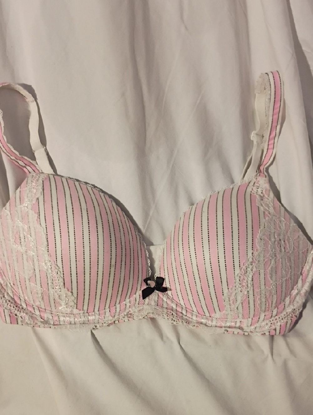 Victoria's Secret Pink & White Striped Lace-Trim Push-Up Bra